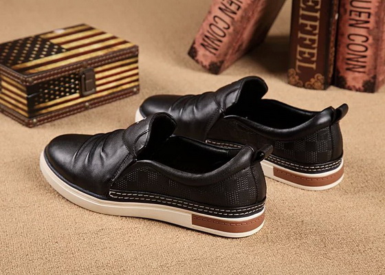 LV Men Loafers--014